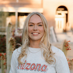 Meet your Posher, Katelyn